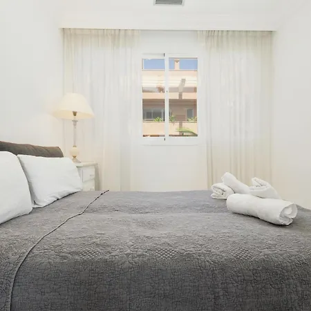 4 Bedroom With Jacuzzi And Terrace With Panoramic Sea Views, In Nueva Andalucia, Apartment *