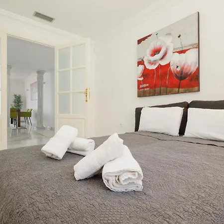 Apartment 4 Bedroom With Jacuzzi And Terrace With Panoramic Sea Views, In Nueva Andalucia, *