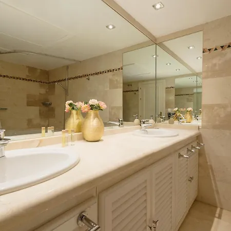 4 Bedroom With Jacuzzi And Terrace With Panoramic Sea Views, In Nueva Andalucia, Marbella