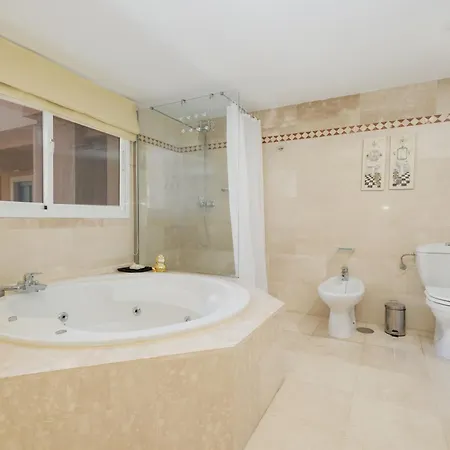 4 Bedroom With Jacuzzi And Terrace With Panoramic Sea Views, In Nueva Andalucia, Marbella