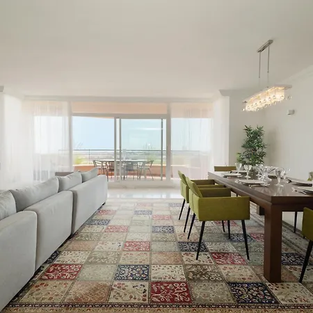 4 Bedroom With Jacuzzi And Terrace With Panoramic Sea Views, In Nueva Andalucia, Apartment
